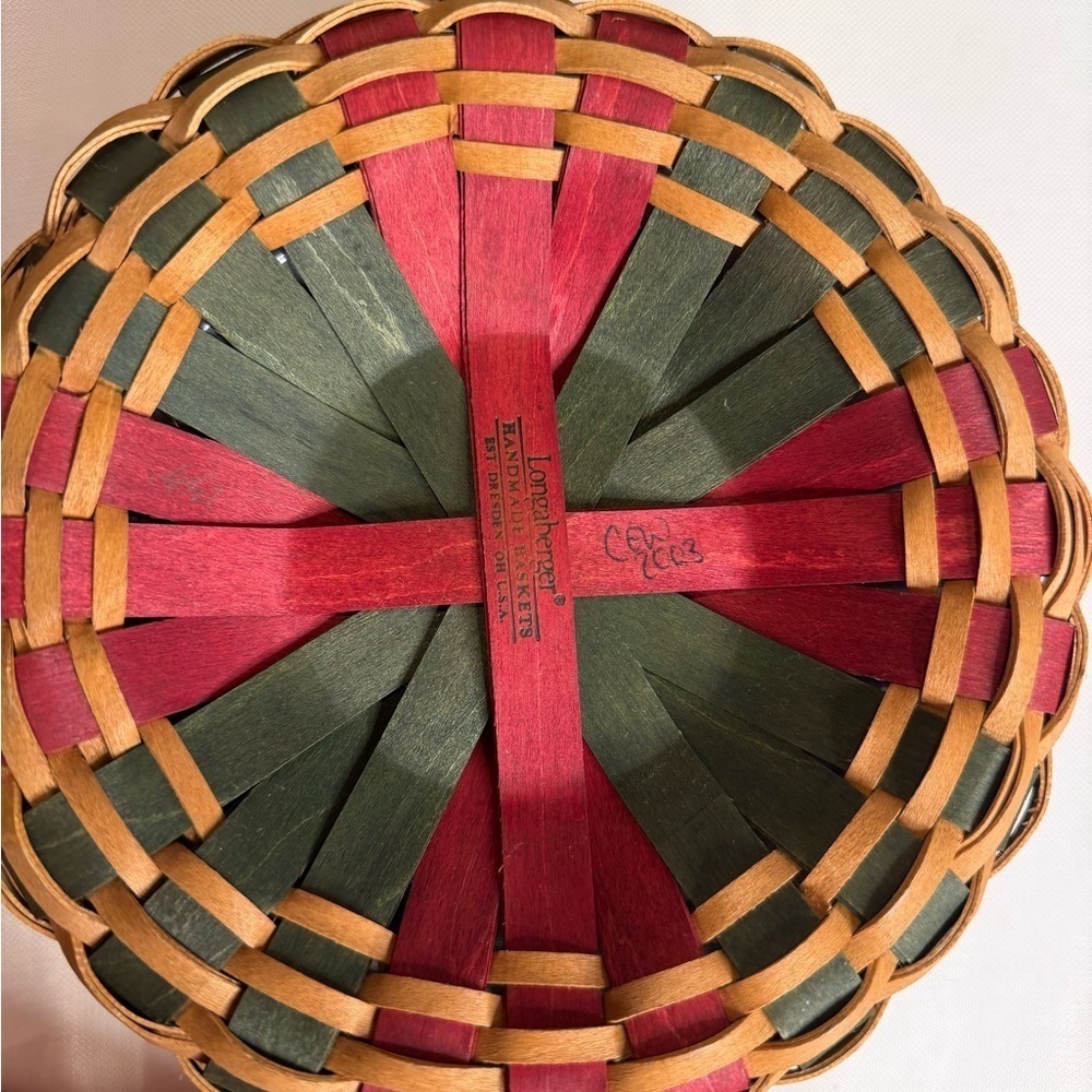 2003 Longaberger Red and Green Hand-Woven Basket w Liner & Bell Ornament